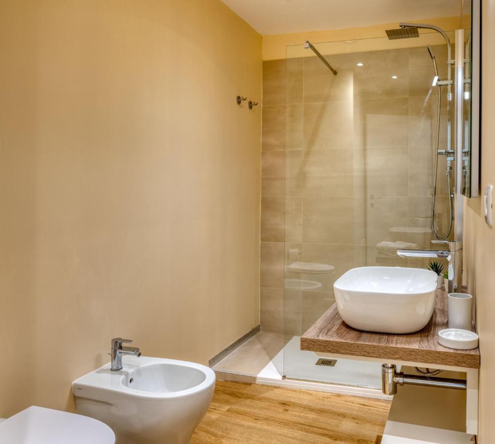 Izzhome Corso76 Cagliari Exterior photo
